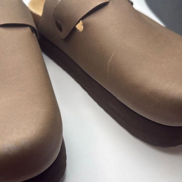 CUSHIONAIRE Women's Loom Cork Footbed Platform Clog SIZE 8.5 PREOWNED BROWN - Picture 8 of 10